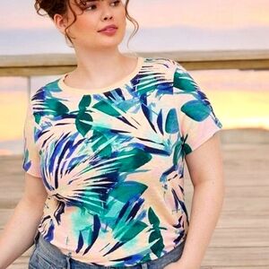 🌸Torrid Super Soft Slub Crew Neck Tee Palm Tree 